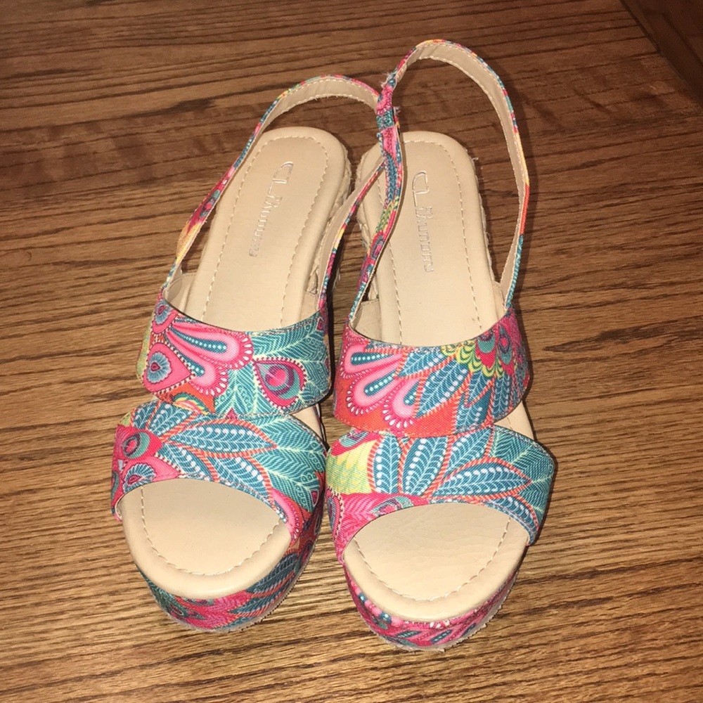 Floral Wedges